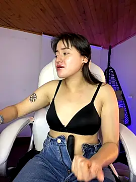 Camila pinkk online show from October 2025 04:31:02 PM