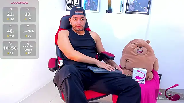 EnriquevillaF online show from January 2025 12:58:01 PM
