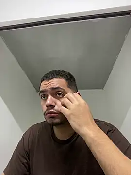 EnriquevillaF online show from February 2025 11:34:02 PM