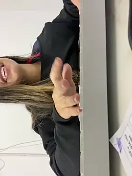 LuizaDiaz online show from February 2025 01:22:01 PM