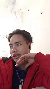 Snapshot of AlecLightwood_ chatting on October 2025 10:44:02 PM AlecLightwood online show from October 2025 10:44:02 PM