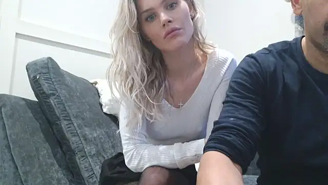 English Teen Evelyn online show from February 2025 04:53:02 PM