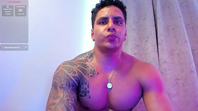 Snapshot of Maximoscott chatting on January 2025 06:20:02 PM Maximoscott online show from January 2025 06:20:02 PM