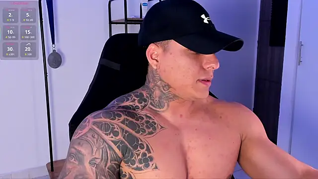 Snapshot of Maximoscott chatting on October 2025 12:55:01 AM Maximoscott online show from October 2025 12:55:01 AM