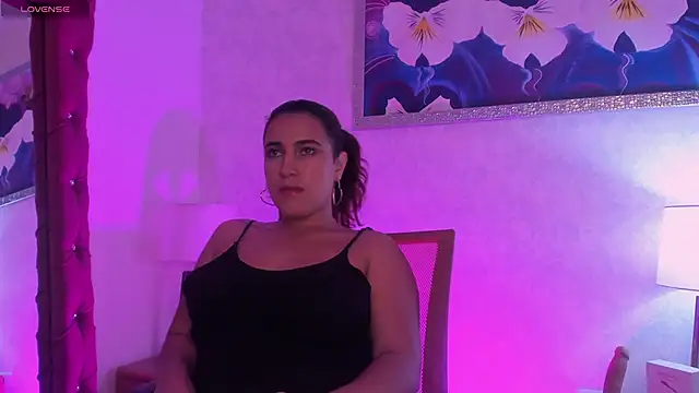 VeronicaOlson  online show from January 2025 01:32:01 AM