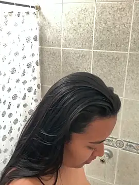 Snapshot of giselao chatting on January 2025 05:21:02 PM giselao online show from January 2025 05:21:02 PM