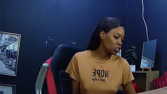 Snapshot of Ebonydivaxxx chatting on September 2025 06:59:02 AM Ebonydivaxxx online show from September 2025 06:59:02 AM