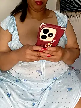 Snapshot of Samara-Bella chatting on October 2025 08:50:01 PM Samara-Bella online show from October 2025 08:50:01 PM