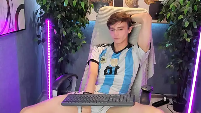 John Weasley online show from October 2025 12:39:02 PM