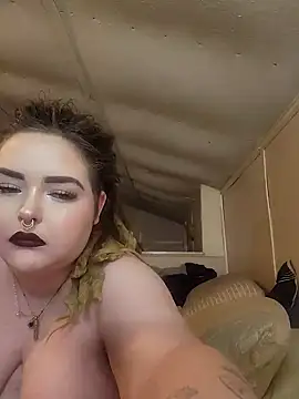 LitHippieBaby420 online show from January 2025 09:34:02 PM