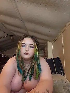 LitHippieBaby420 online show from January 2025 10:49:02 PM