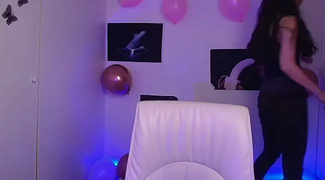 Snapshot of Amalia_amor chatting on February 2025 09:21:02 AM Amalia amor online show from February 2025 09:21:02 AM