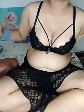 Snapshot of Queen_princes chatting on October 2025 05:08:01 AM Queen princes online show from October 2025 05:08:01 AM