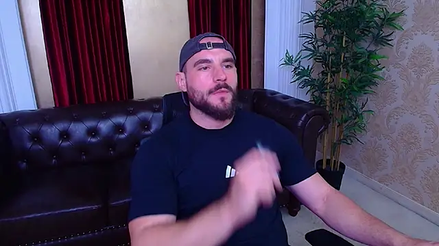 AdamJamesonn online show from September 2025 05:21:01 AM