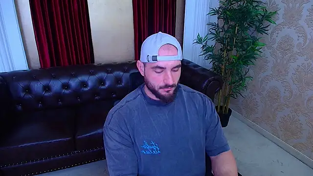 AdamJamesonn online show from November 2025 06:14:02 AM