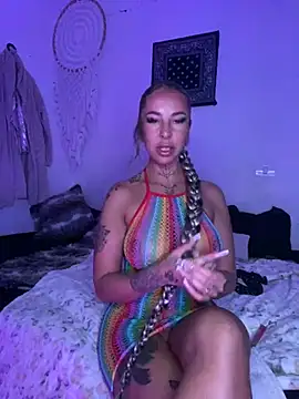 Snapshot of CheekyChels chatting on March 2025 10:27:02 PM CheekyChels online show from March 2025 10:27:02 PM