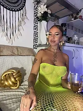 Snapshot of CheekyChels chatting on March 2025 01:29:02 PM CheekyChels online show from March 2025 01:29:02 PM