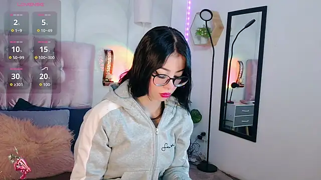 madison oli online show from September 2025 02:03:02 AM