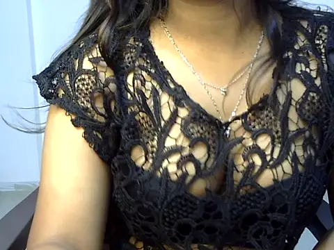 Snapshot of Niyaa77 chatting on March 2025 01:34:02 AM Niyaa77 online show from March 2025 01:34:02 AM