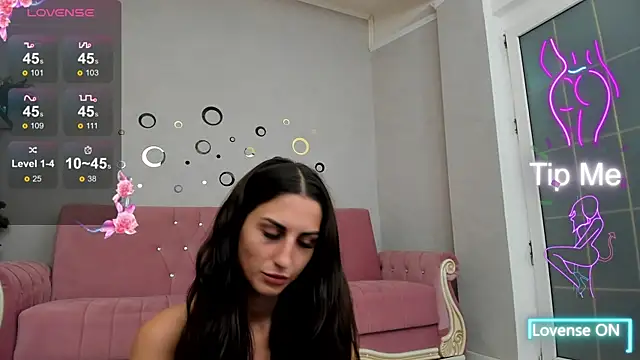 Snapshot of BelovedKhloee chatting on October 2025 07:31:01 PM BelovedKhloee online show from October 2025 07:31:01 PM