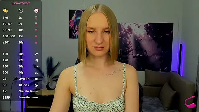 BeautyBlondy online show from October 2025 12:39:01 PM