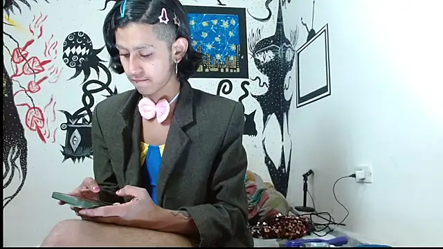 Snapshot of boysLittle chatting on October 2025 03:14:02 AM boysLittle online show from October 2025 03:14:02 AM