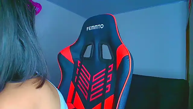 Rousse violett online show from October 2025 10:21:01 PM