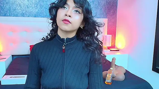 Snapshot of gabriela_cortez chatting on February 2025 10:25:01 PM gabriela cortez online show from February 2025 10:25:01 PM