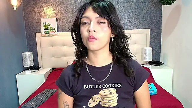 Snapshot of gabriela_cortez chatting on February 2025 07:47:02 PM gabriela cortez online show from February 2025 07:47:02 PM