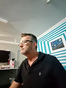 itsmeyes69 online show from January 2025 08:35:02 PM