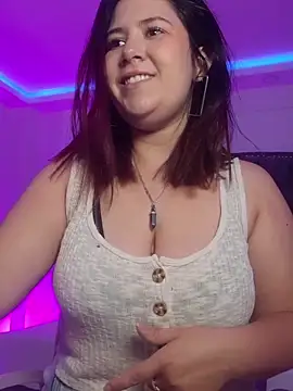 Snapshot of zoes_milee chatting on October 2025 11:30:02 AM zoes milee online show from October 2025 11:30:02 AM