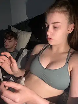 VioletxBlue online show from November 2025 01:21:02 PM