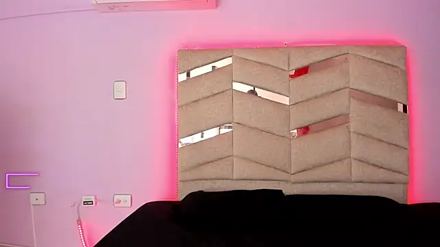 Snapshot of RubiSharqui_ chatting on October 2025 12:45:01 PM RubiSharqui online show from October 2025 12:45:01 PM