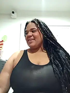 Snapshot of kym__x chatting on February 2025 01:37:01 PM kym x online show from February 2025 01:37:01 PM
