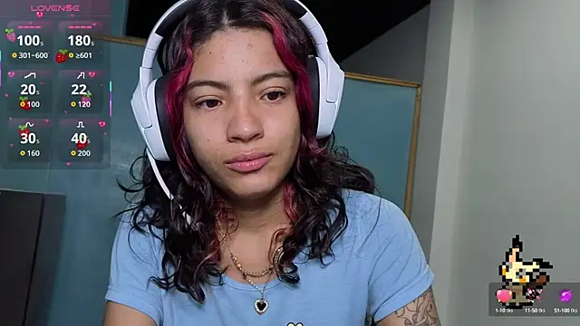 Snapshot of Lovelyamyy chatting on October 2025 08:56:01 AM Lovelyamyy online show from October 2025 08:56:01 AM