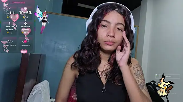 Snapshot of Lovelyamyy chatting on October 2025 05:57:02 PM Lovelyamyy online show from October 2025 05:57:02 PM