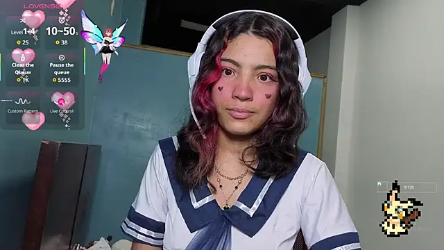 Snapshot of Lovelyamyy chatting on October 2025 10:44:01 PM Lovelyamyy online show from October 2025 10:44:01 PM