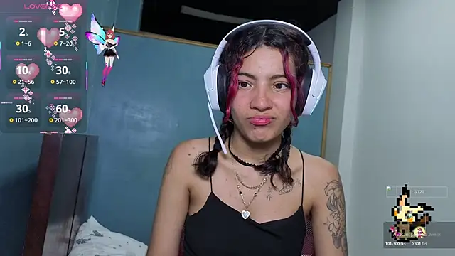 Snapshot of Lovelyamyy chatting on October 2025 04:13:01 AM Lovelyamyy online show from October 2025 04:13:01 AM