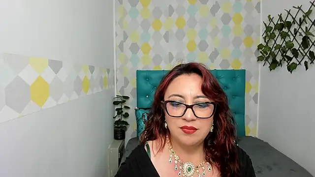 Victoria Adamns online show from January 2025 06:05:02 PM