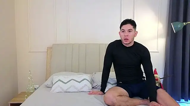 mr danni online show from November 2025 07:02:02 PM