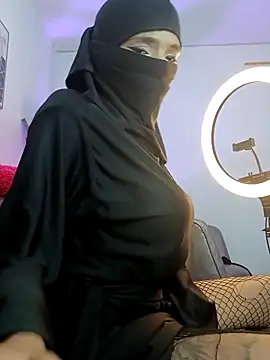 Snapshot of azahara_faraah chatting on September 2025 05:29:02 PM azahara faraah online show from September 2025 05:29:02 PM