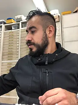 leonardohot1987 online show from February 2025 05:34:01 PM