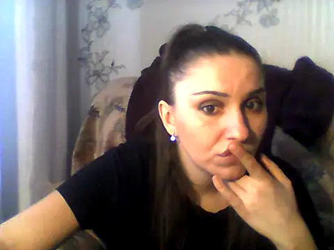 Yuliia30 online show from February 2025 12:17:02 PM