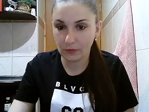 Yuliia30 online show from September 2025 05:39:02 PM