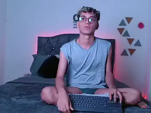 andrew willyams online show from January 2025 07:11:01 PM