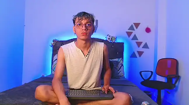 andrew willyams online show from January 2025 11:01:02 AM