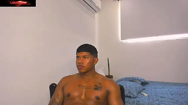 Snapshot of maxsteel177 chatting on January 2025 06:49:01 PM maxsteel177 online show from January 2025 06:49:01 PM