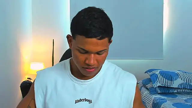 Snapshot of maxsteel177 chatting on March 2025 10:37:02 PM maxsteel177 online show from March 2025 10:37:02 PM