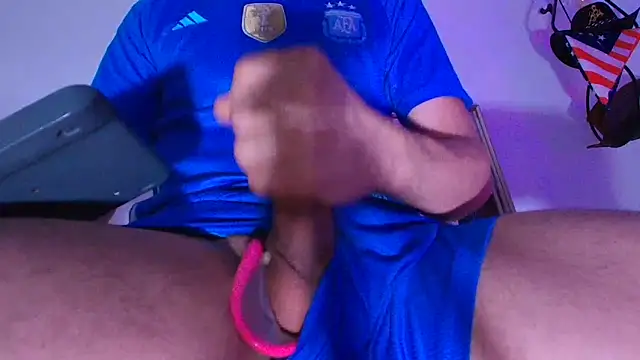 Snapshot of orlando_yate chatting on October 2025 12:18:01 AM orlando yate online show from October 2025 12:18:01 AM