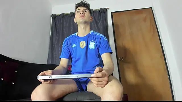 orlando yate online show from December 2025 09:38:01 AM